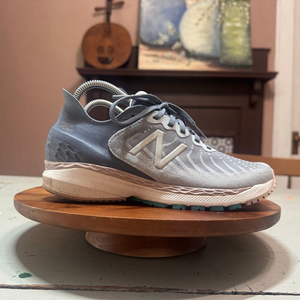 New Balance Fresh Foam 860 v11 Womens Size 8 Blue Sneaker Shoes